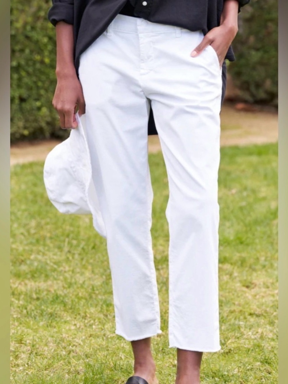 Frank & Eileen Wicklow Chino Pants in White – Size 10